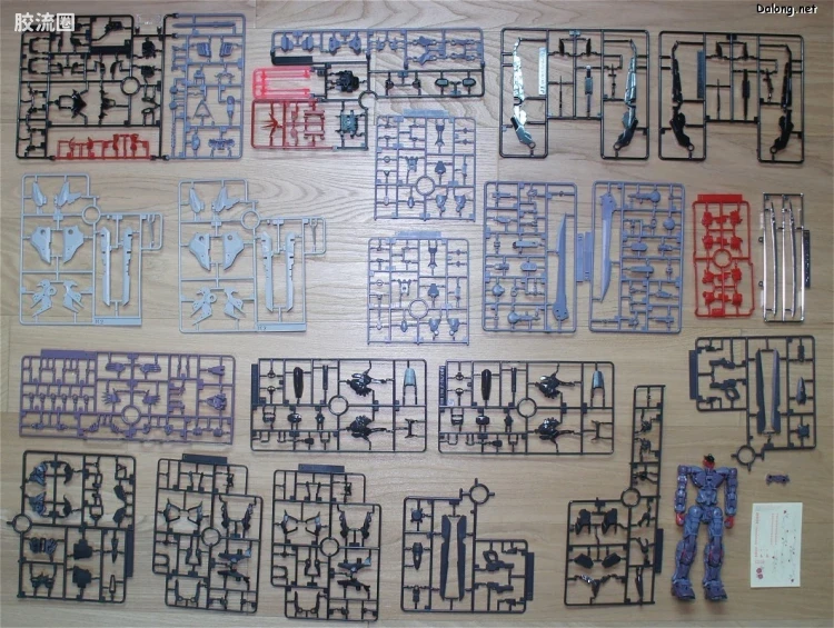 Hi-Resolution Model 普通版 漆黑异端高达 - 图片